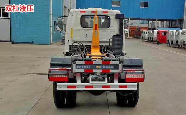 �r�L(f��ng)�L(f��ng)�4������ʽ����܇-3������ʽ����܇