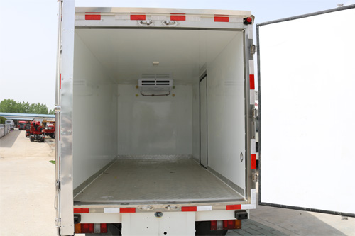 ����L(zh��ng)�d��AAA5040XLCQL6�����܇(ch��)