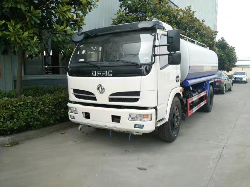 8����ˮ܇�N���������|�L(f��ng)8����ˮ܇�S���N����8����ˮ܇�r�񣬳����|�L(f��ng)8����ˮ܇�N������