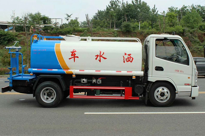 龍巖灑水車價(jià)格 龍巖灑水車價(jià)格