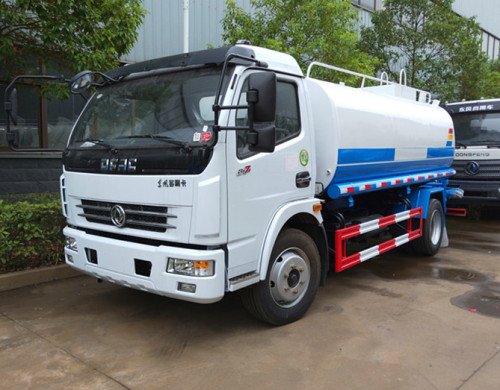 程力8噸灑水車(chē) 程力8噸灑水車(chē)