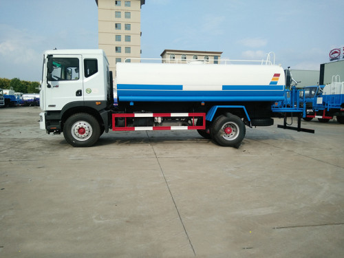 程力15噸灑水車 程力15噸灑水車