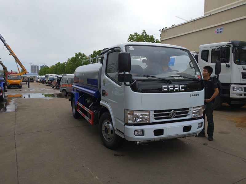 定西灑水車銷售公司-程力廠家價(jià)格報(bào)價(jià) 定西灑水車銷售公司-程力廠家價(jià)格報(bào)價(jià)