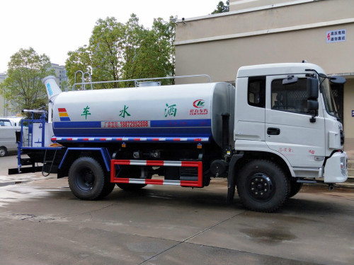 �|�L(f��ng)8-9����ˮ܇�r(ji��)���(b��o)�r(ji��)���|�L(f��ng)��ˮ܇�S��ֱ�N��؛������