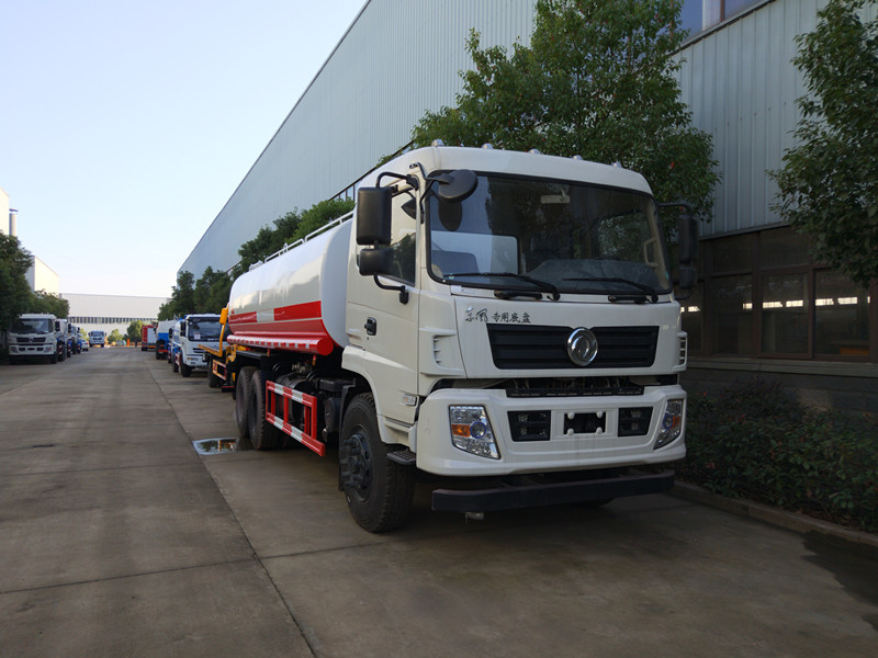 水罐車(chē) 水罐車(chē)