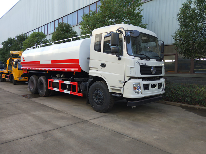 水罐車(chē) 水罐車(chē)