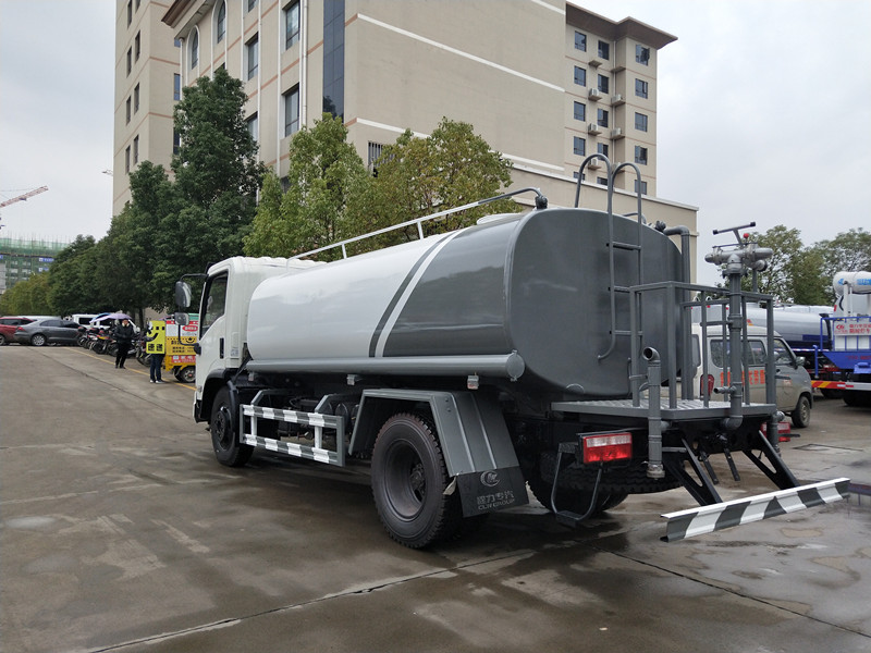 ��(gu��)���|�L(f��ng)10����ˮ܇(ch��),10������ˮ܇(ch��)