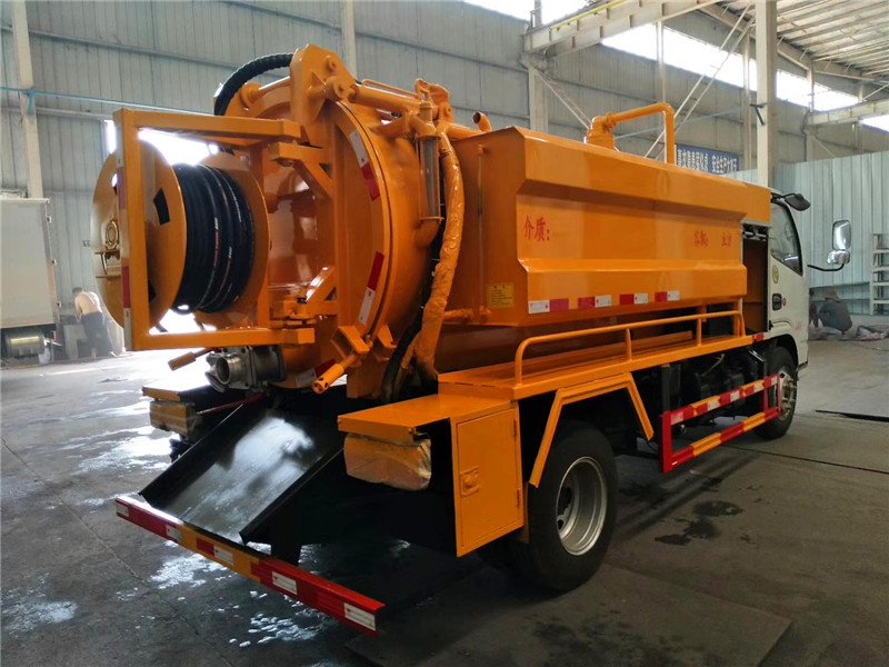 國(guó)六新款清洗吸污車(chē) 國(guó)六新款清洗吸污車(chē)