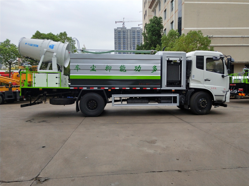 噴霧灑水車|70-80米東風天錦多功能抑塵車生產(chǎn)廠家 噴霧灑水車|70-80米東風天錦多功能抑塵車生產(chǎn)廠家