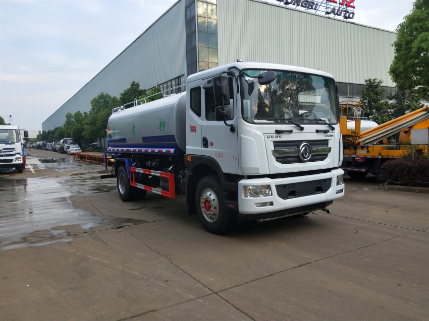 12���|�L(f��ng)��ˮ܇�����Xһ�_ ����܇��ʹ��ע�����(xi��ng)