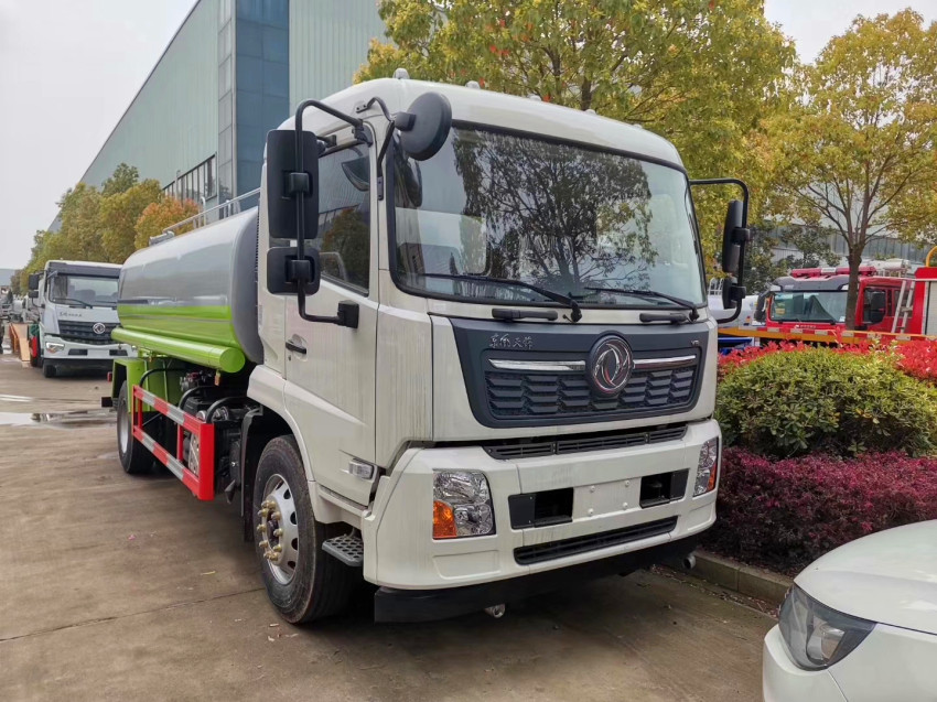 �����|�L(f��ng)���\��ˮ܇��r-�����|�L(f��ng)���\��ˮ܇�r��-�������F