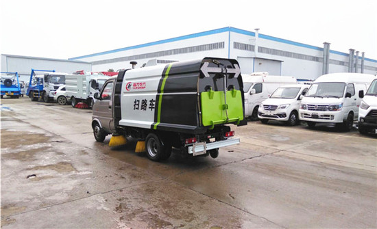 �L(zh��ng)����·܇(ch��)��2����·܇(ch��)�r(ji��)��-С�͒�·܇(ch��)�S��ֱ�N(xi��o)