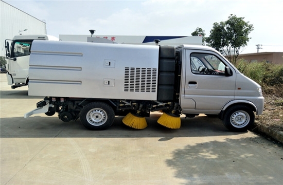 �L(zh��ng)����·܇(ch��)��2����·܇(ch��)�r(ji��)��-С�͒�·܇(ch��)�S��ֱ�N(xi��o)