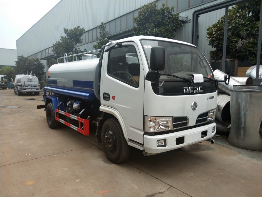 國(guó)六東風(fēng)5噸霧炮灑水車=5噸霧炮灑水車廠家直銷 國(guó)六東風(fēng)5噸霧炮灑水車=5噸霧炮灑水車廠家直銷