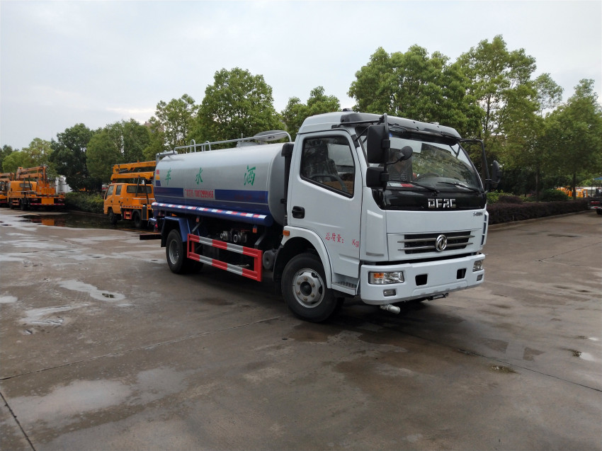 灑水車在哪買 灑水車銷售點(diǎn)-湖北盈通 灑水車在哪買 灑水車銷售點(diǎn)-湖北盈通