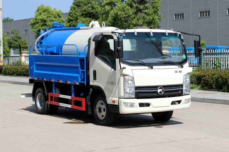 凱馬小型吸污車 2方吸污車地下室吸污車 現(xiàn)貨出售 凱馬小型吸污車 2方吸污車地下室吸污車 現(xiàn)貨出售