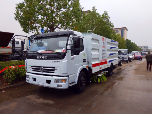 國六5方東風(fēng)多利卡掃路車-掃路車生產(chǎn)廠家-湖北隨州 國六5方東風(fēng)多利卡掃路車-掃路車生產(chǎn)廠家-湖北隨州