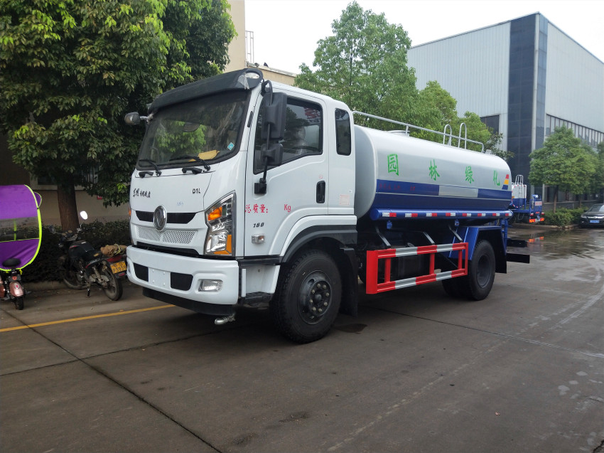 東風(fēng)專底D1國(guó)六12方霧炮灑水車-東風(fēng)灑水車廠家直銷 東風(fēng)專底D1國(guó)六12方霧炮灑水車-東風(fēng)灑水車廠家直銷