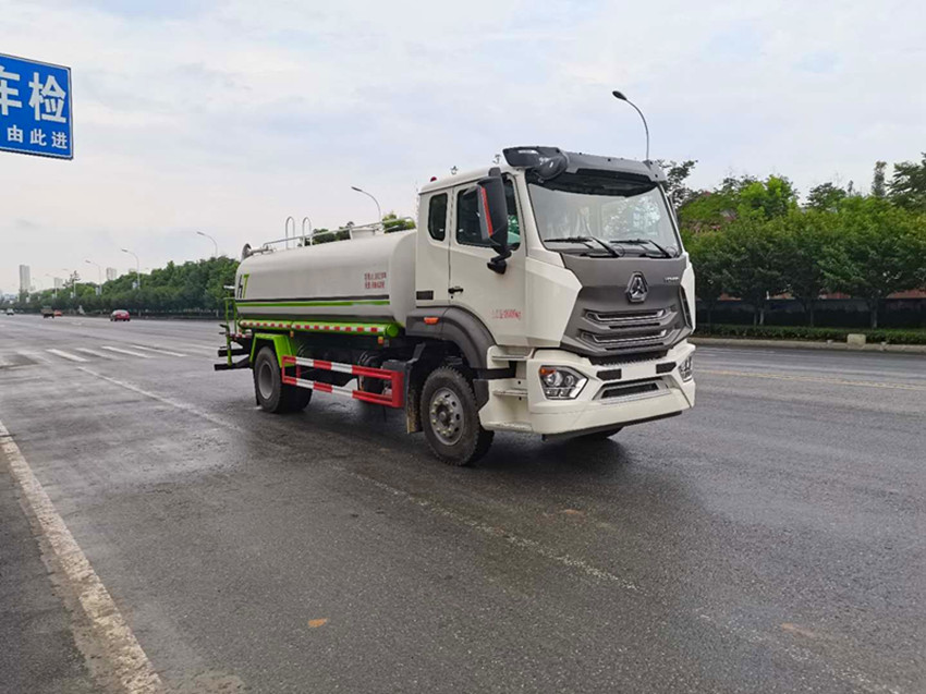 重汽15噸灑水車 重汽15噸灑水車
