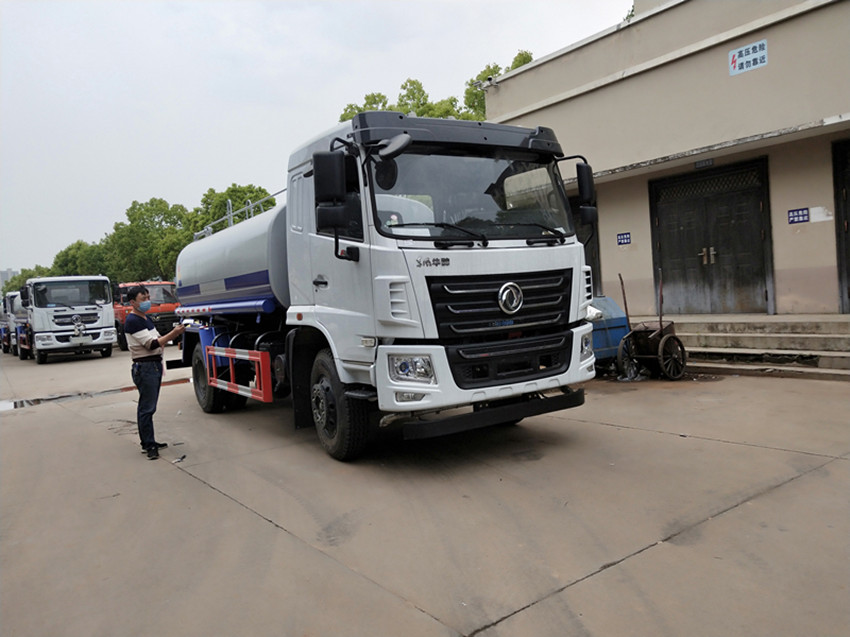 縱昂牌12噸灑水車CLT5160GSSEQ6型灑水車廠家直銷-盈通汽車網(wǎng) 縱昂牌12噸灑水車CLT5160GSSEQ6型灑水車廠家直銷-盈通汽車網(wǎng)