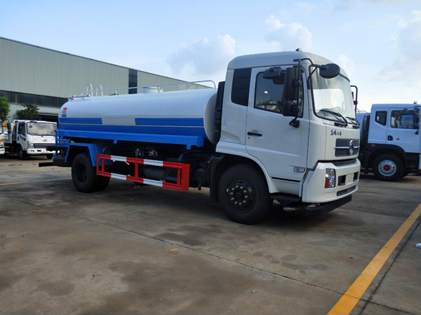 �F�ڳ��m��ˮ܇�S�� ��ˮ܇�����Xһ�v-�|�L(f��ng)��ˮ܇�S��ֱ�N