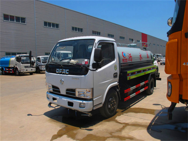 東風綠化灑水車廠家價格-湖北程力灑水車生產(chǎn)制造廠家 東風綠化灑水車廠家價格-湖北程力灑水車生產(chǎn)制造廠家