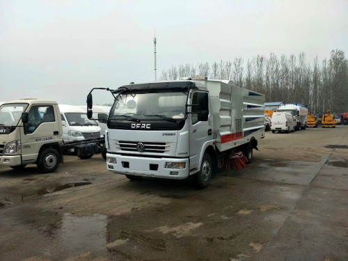 帶掃雪功能的掃路車_掃路車直銷報價-湖北程力 帶掃雪功能的掃路車_掃路車直銷報價-湖北程力