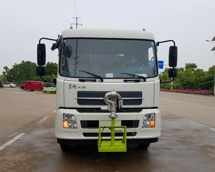 �|�L���\12����ˮ܇�ѽ�(j��ng)�����������ʹ��-�|�L���\12����ˮ܇�S��ֱ�N