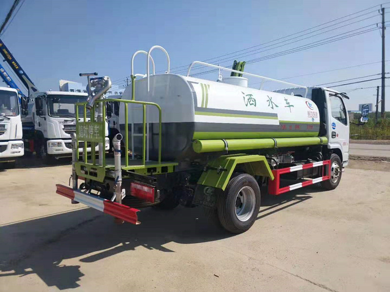 國六東風(fēng)多利卡5噸灑水車 朝柴130馬力 工地必備 無稅包送可分期 國六東風(fēng)多利卡5噸灑水車 朝柴130馬力 工地必備 無稅包送可分期