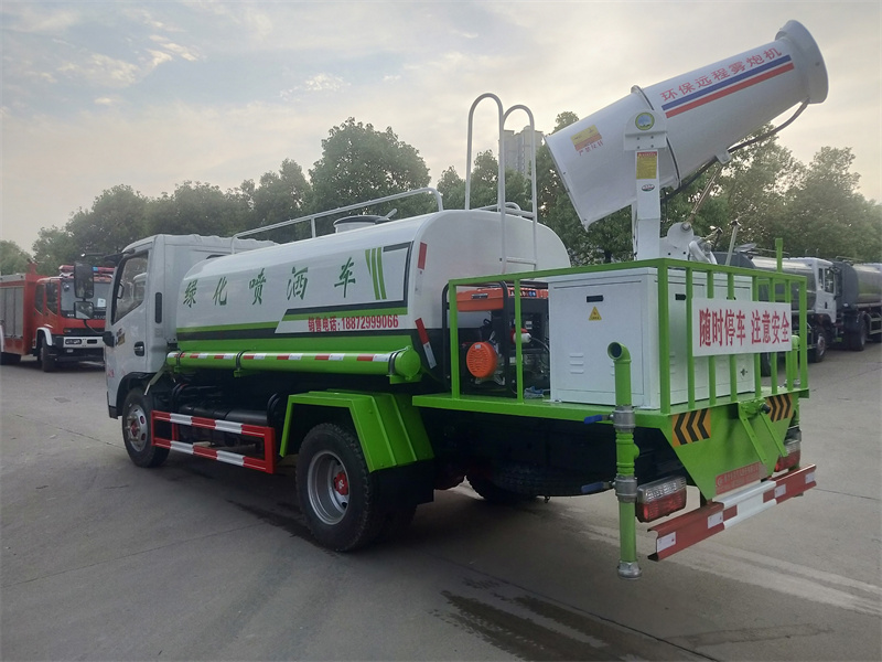 國六5噸東風(fēng)灑水車 國六5噸東風(fēng)灑水車