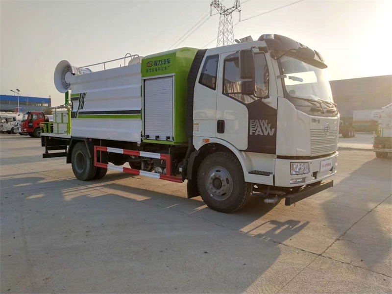 國(guó)六解放J6抑塵霧炮車廠家-12噸大柴220馬力霧炮車價(jià)格-程力集團(tuán) 國(guó)六解放J6抑塵霧炮車廠家-12噸大柴220馬力霧炮車價(jià)格-程力集團(tuán)