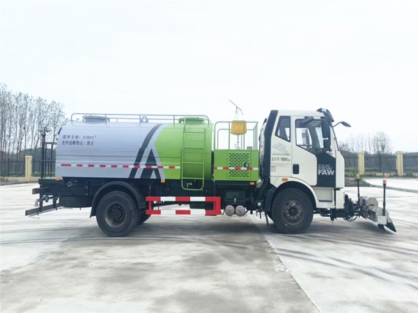 國(guó)六解放10方路面清洗車(chē) 國(guó)六解放10方路面清洗車(chē)