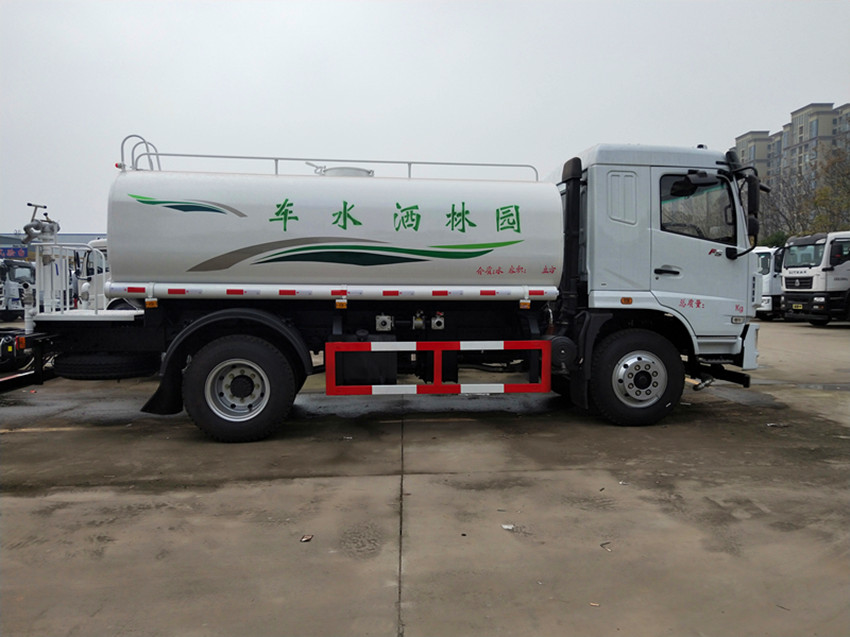 12方灑水車(chē)價(jià)格多少錢(qián)-12方灑水車(chē)價(jià)格報(bào)價(jià)-湖北程力 12方灑水車(chē)價(jià)格多少錢(qián)-12方灑水車(chē)價(jià)格報(bào)價(jià)-湖北程力