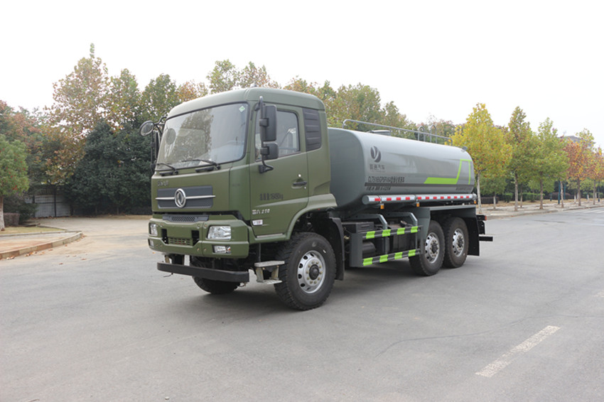 東風(fēng)灑水車 東風(fēng)灑水車