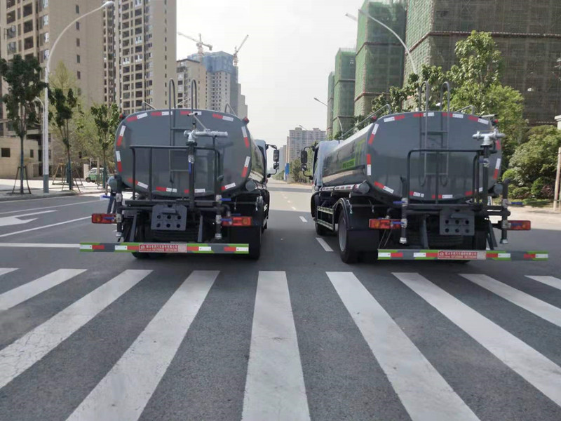 灑水車能賣多少錢-灑水車能賣多少錢廠家報(bào)價(jià) 灑水車能賣多少錢-灑水車能賣多少錢廠家報(bào)價(jià)