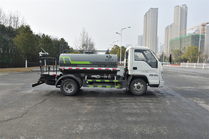 ���،�(zhu��n)��С�͞�ˮ܇(ch��)