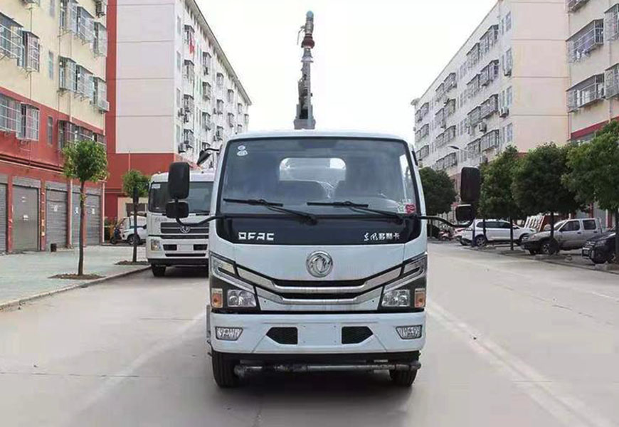 國六東風(fēng)小多利卡5方鐵路抑塵車圖片