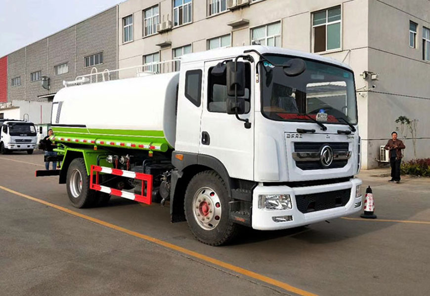 東風(fēng)D9(15方)灑水車